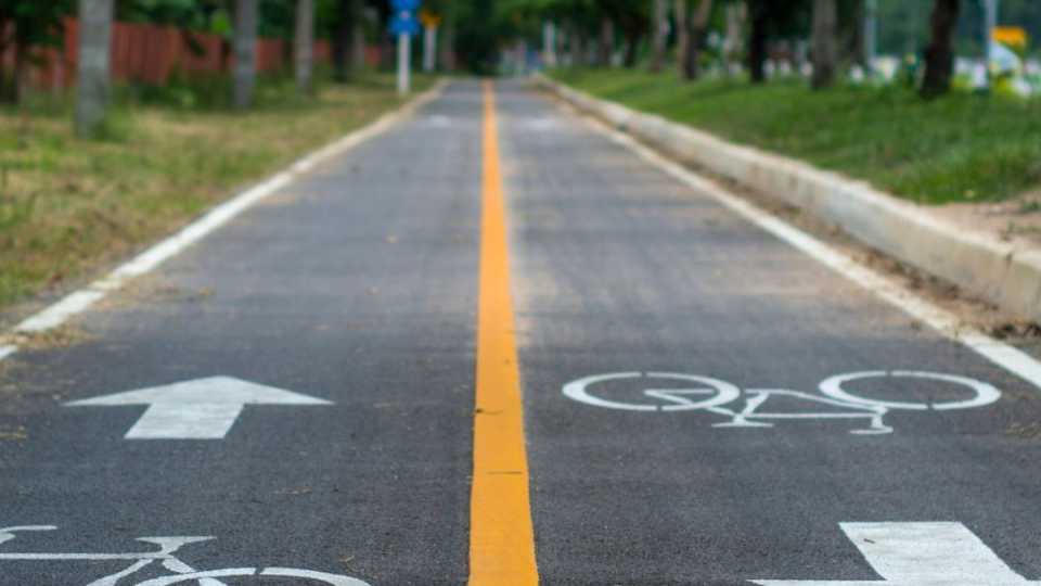 Image of a maintained asphalt path